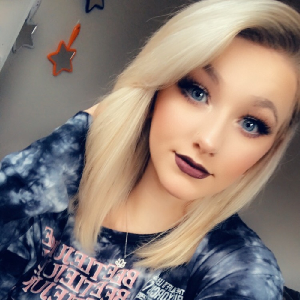 Meet your Posher, Skye